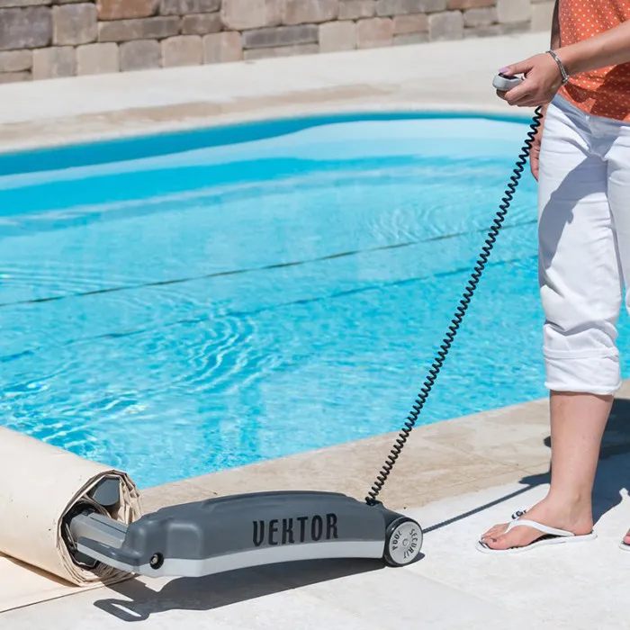 Enrollador motorizado VEKTOR 1 para lonas de listones