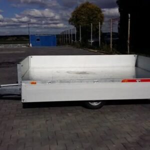 Remolque Martz TIPPER 2615 con volquete hidráulico.